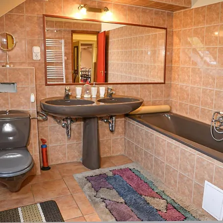 Brique Jobb Mint Othon Apartment