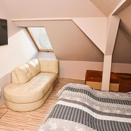 Apartament Brique Jobb Mint Othon *